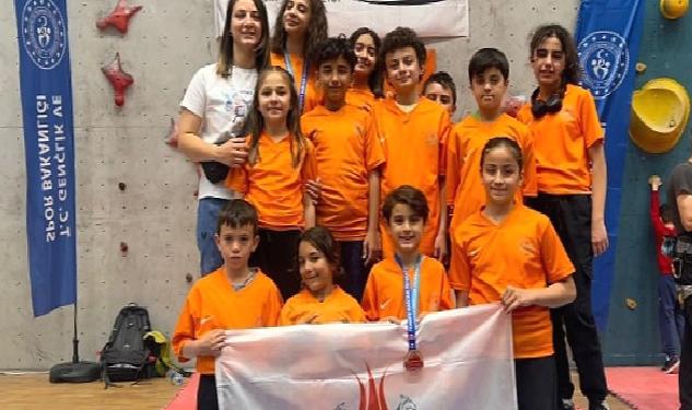 Nevşehir Belediyesi Gençlik ve Spor Kulübü sporcuları, katıldıkları Spor Tırmanış Küçükler C-D-E (Lider) Türkiye Şampiyonası’ndan iki Türkiye ikinciliği derecesi ile döndü