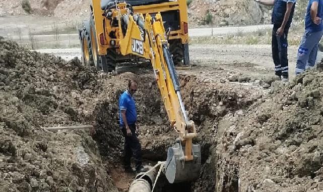 Heyelanın patlattığı boru onarıldı