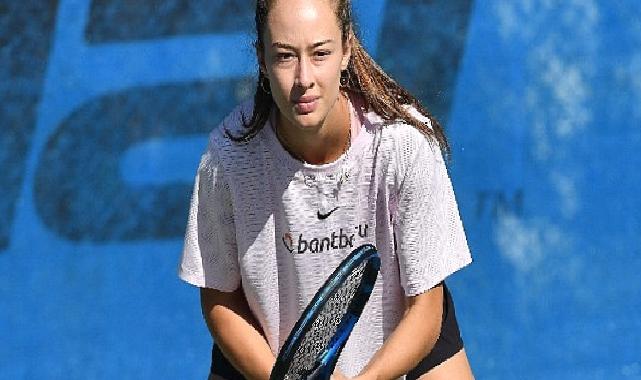 Türk kadın sporcu Zeynep Sönmez Wimbledon’da!