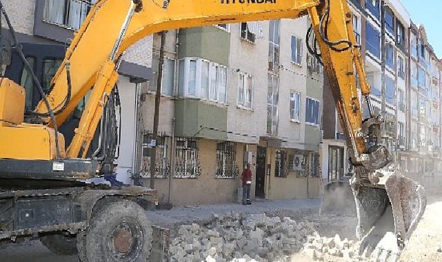 Edremit’te Yol Çalışmaları Hız Kesmeden Devam Ediyor