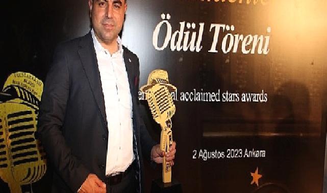 Erkan Çam’a Alkışı Hakedenler Ödülü