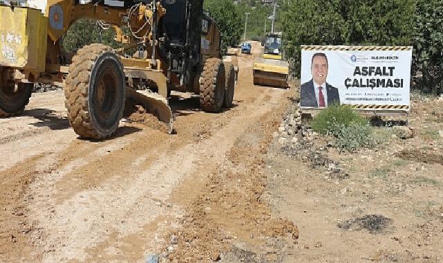 Antalya Büyükşehir’den Serik kırsalına asfalt