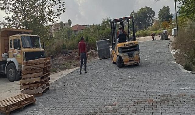 Beldibi’nde Yol Yapım Çalışmaları Sürüyor