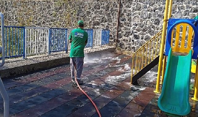 Canik’te Parklar Tertemiz 