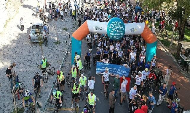 Cumhuriyet için Tophane’den Mudanya’ya pedalladılar