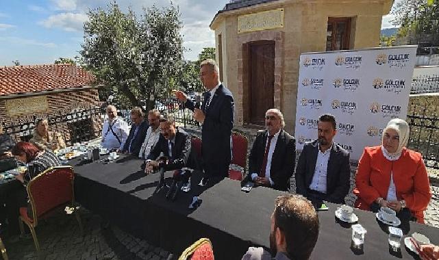 Gölcük Belediyesi Edebiyata Yön Veren Sempozyumlara Devam Ediyor