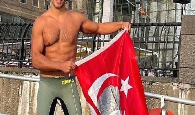 İzmirli Emre’den ABD’de zafer kulacı