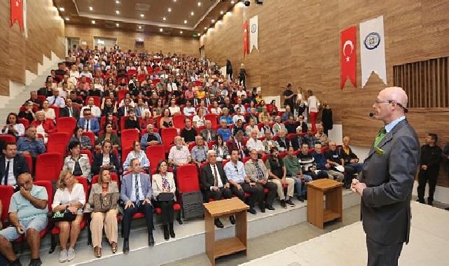 Büyükşehir Erol Mütercimler Söyleşisi’ne Yoğun İlgi