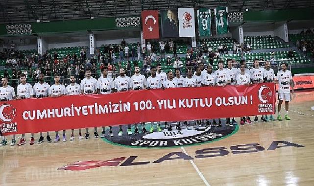 Darüşşafaka Lassa 100. Yıl Coşkusunu Taraftarıyla Kutladı