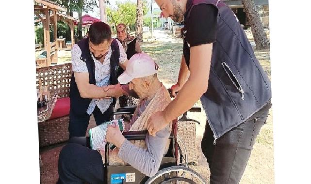 Üç yıl sonra evinden çıktı