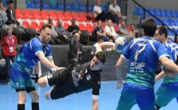 Nilüferli hentbolcular farklı kazandı