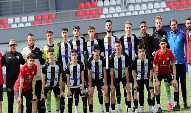 Burhaniye Belediyespor U-18 Takımı, Türkiye Şampiyonası’na son 24 turunda veda etti