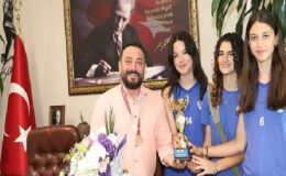 Başkan Turan; Kız voleybol takımımızın başarısını kutluyoruz